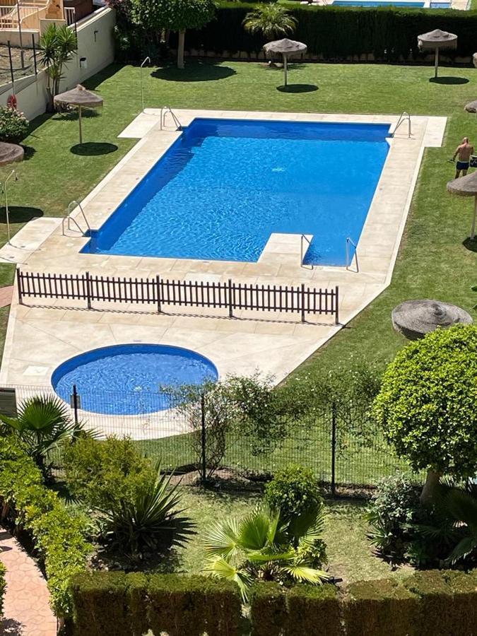 Encantador Piso Con Terraza Y Piscina Apartment Benalmadena Exterior photo