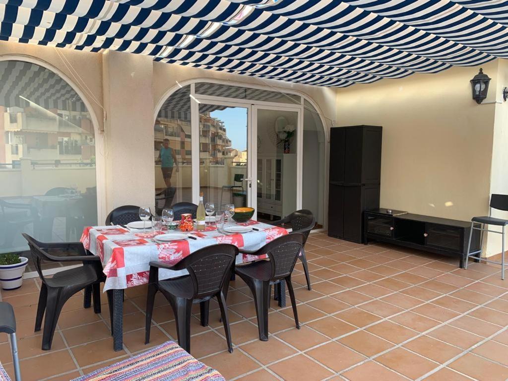 Encantador Piso Con Terraza Y Piscina Apartment Benalmadena Exterior photo